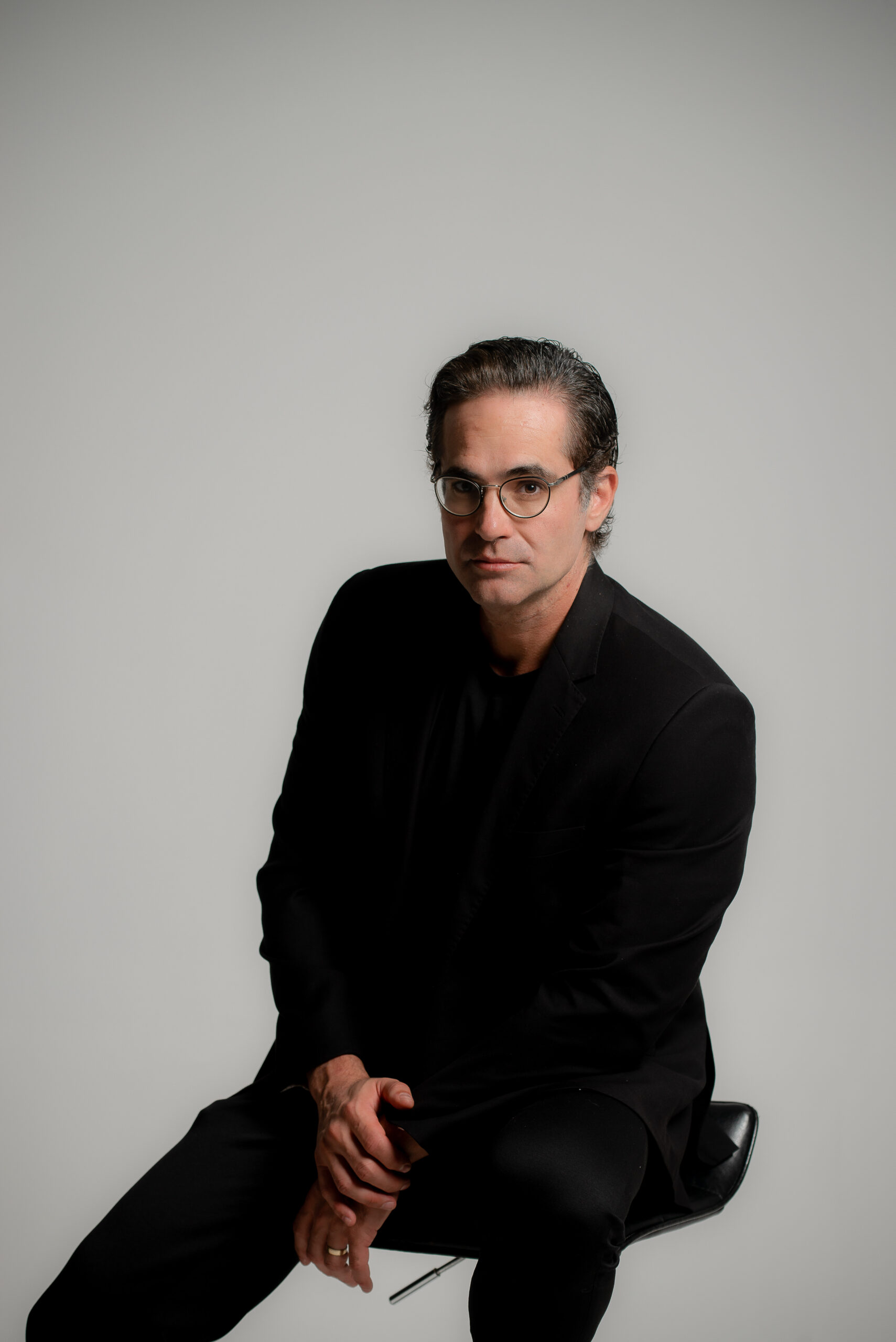 Retrato do Dr. Daniel Botelho, cirurgião plástico